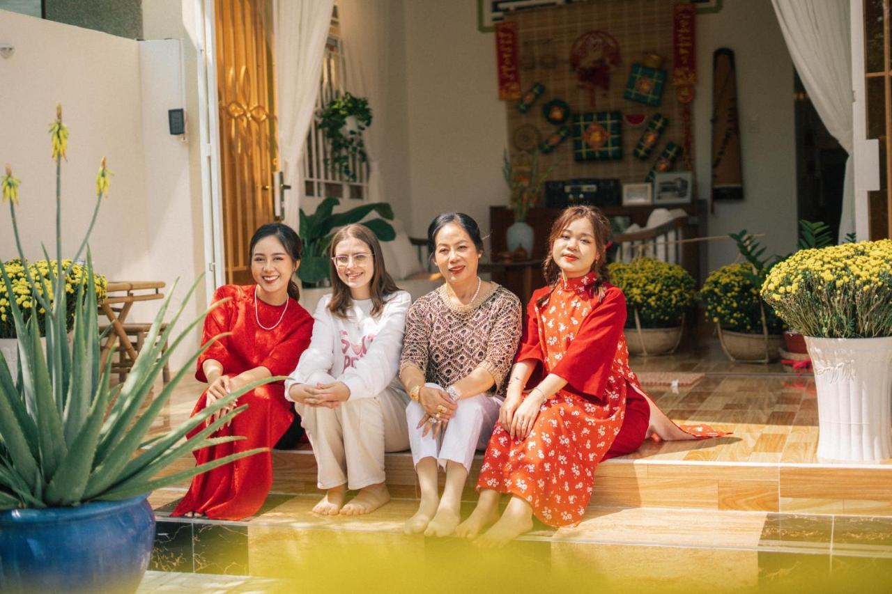 Phong Mo - Nha Mo Homestay Ben Tre Luaran gambar